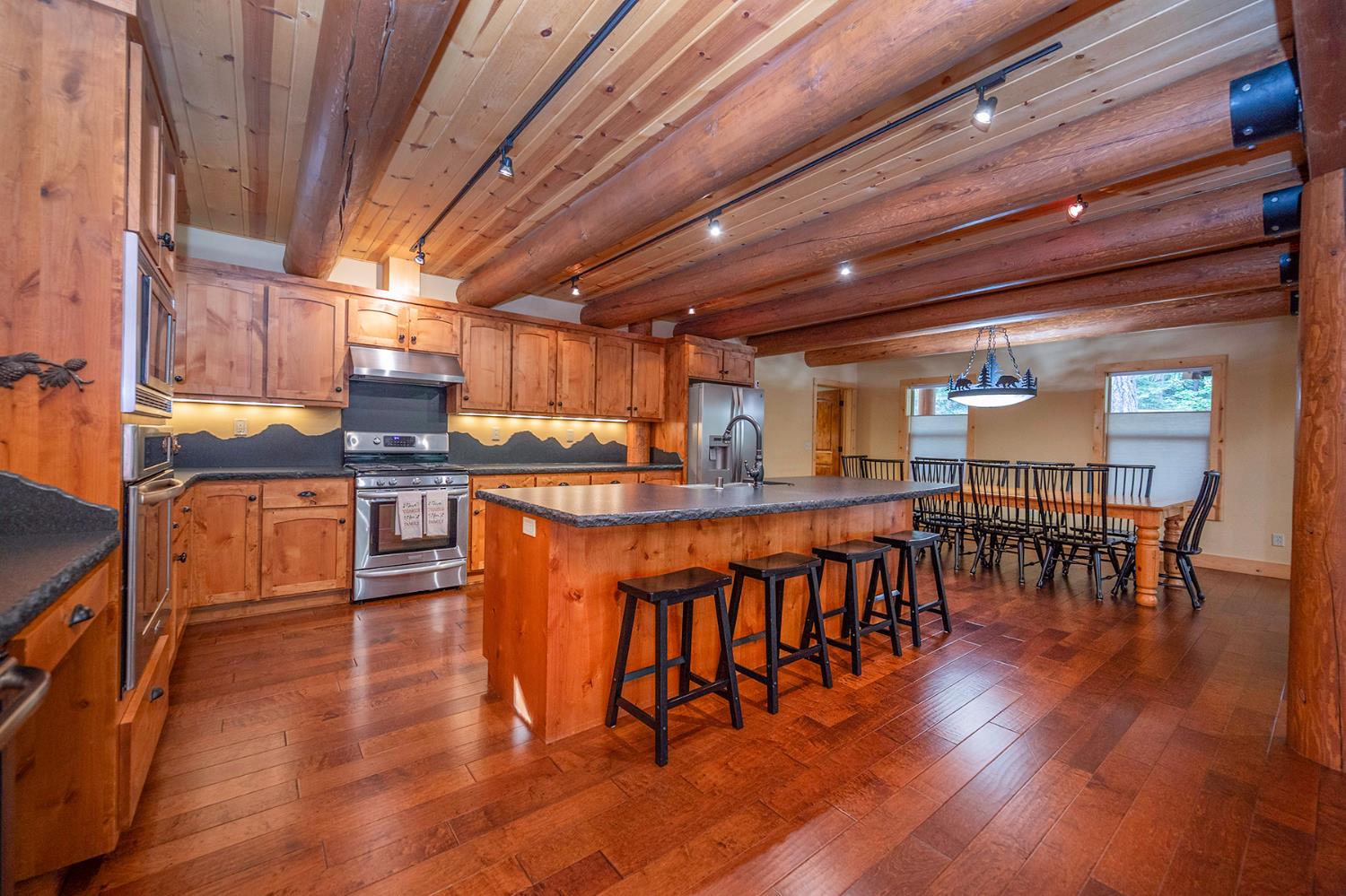 1371 Shannon Way