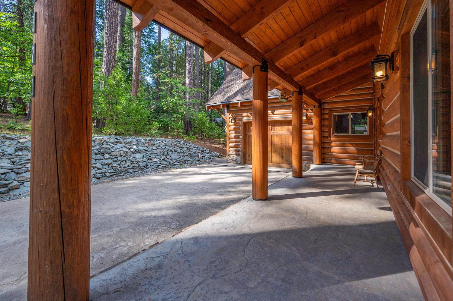 1371 Shannon Way