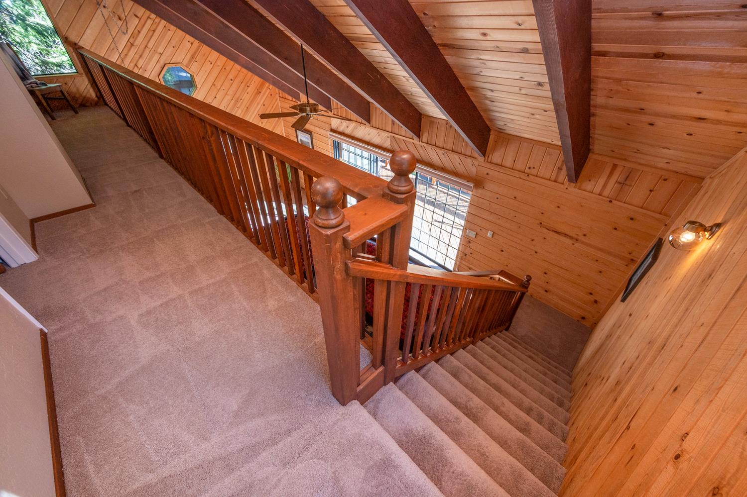 3413 Shoshone Drive