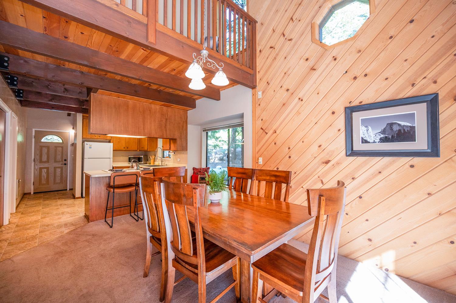 3413 Shoshone Drive