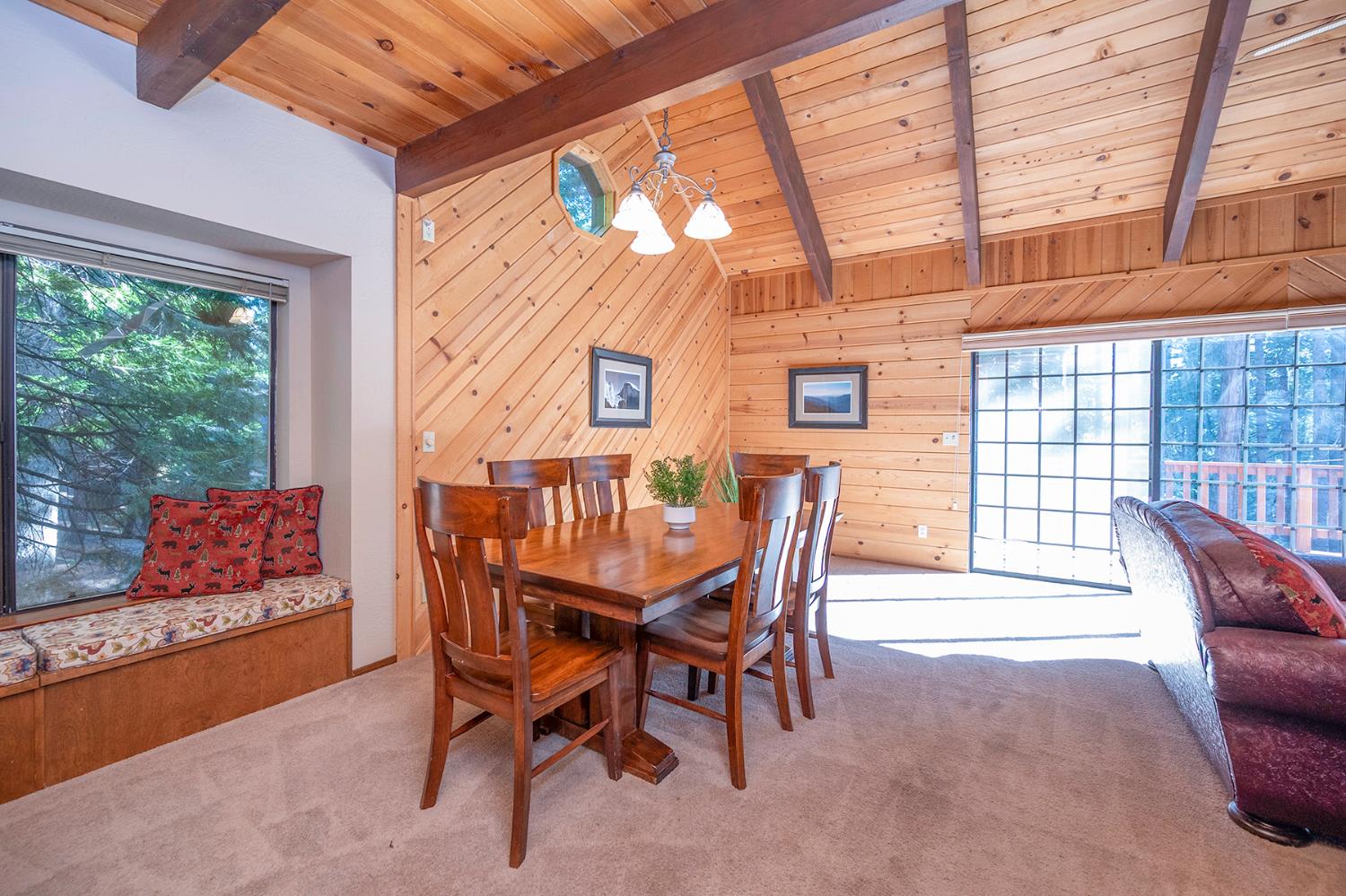 3413 Shoshone Drive