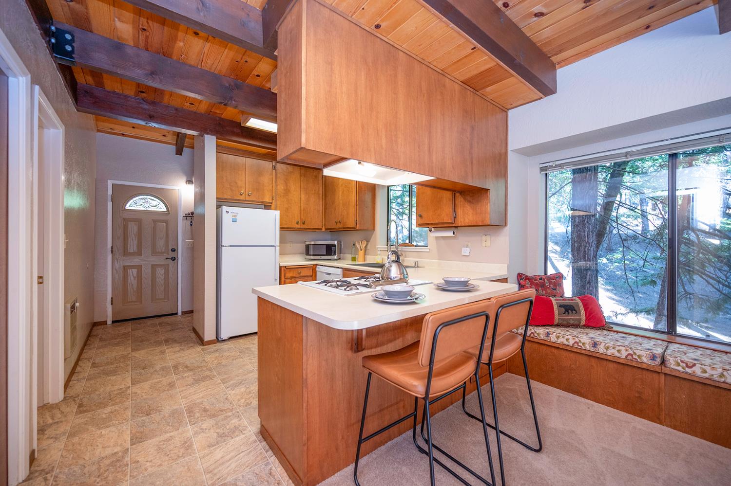 3413 Shoshone Drive