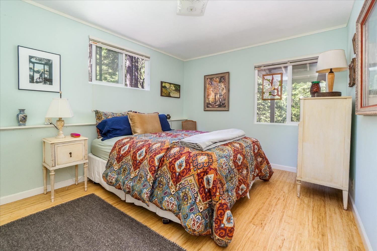 1276 Laurel Circle