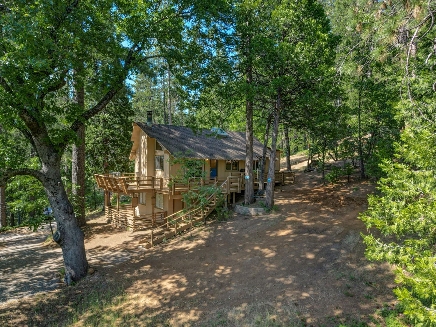 1771 Tamarack Drive