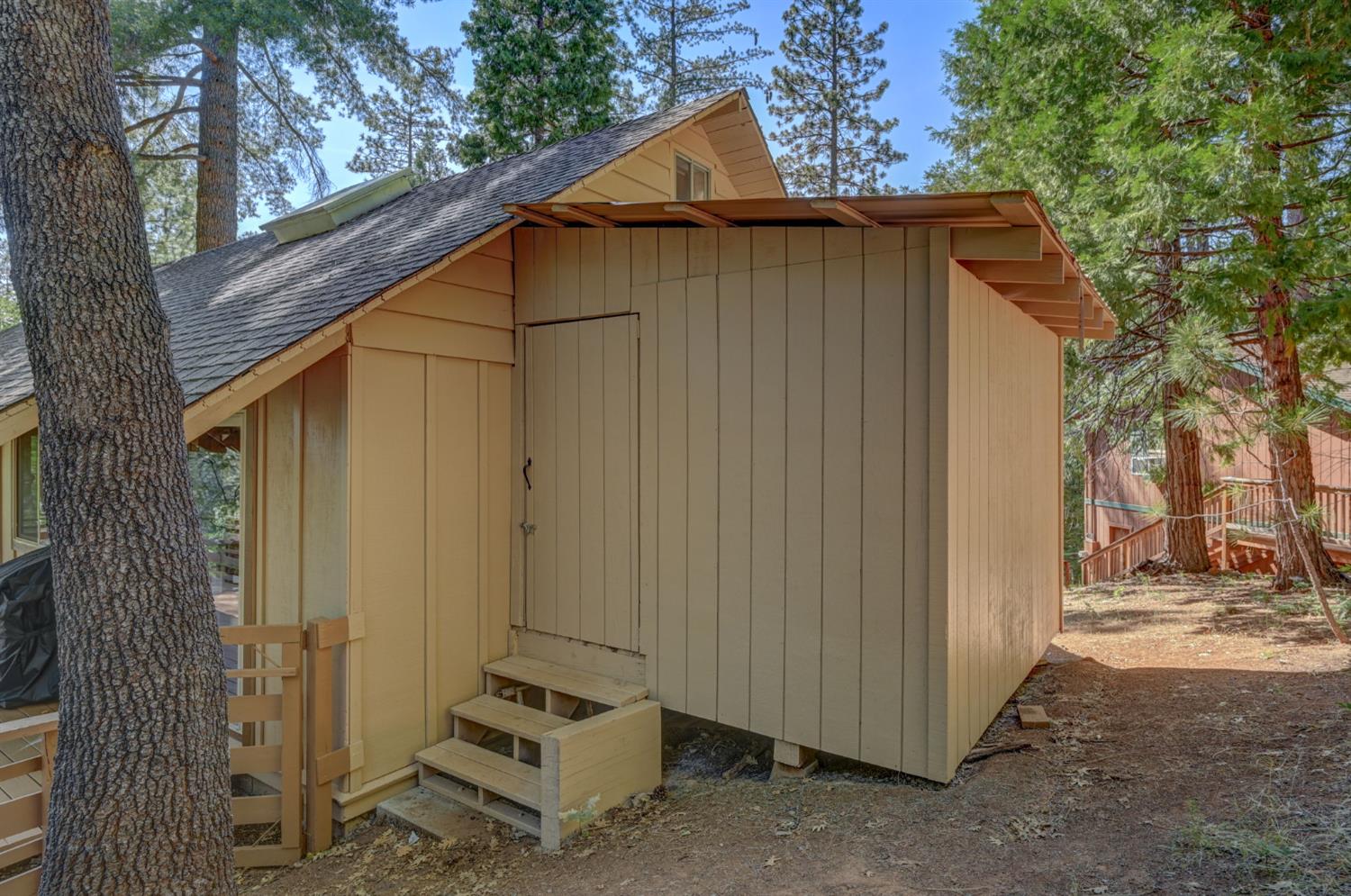 1771 Tamarack Drive
