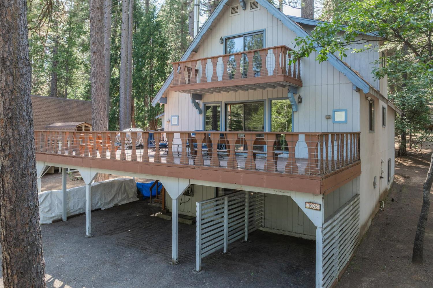 1076 Moran Road
