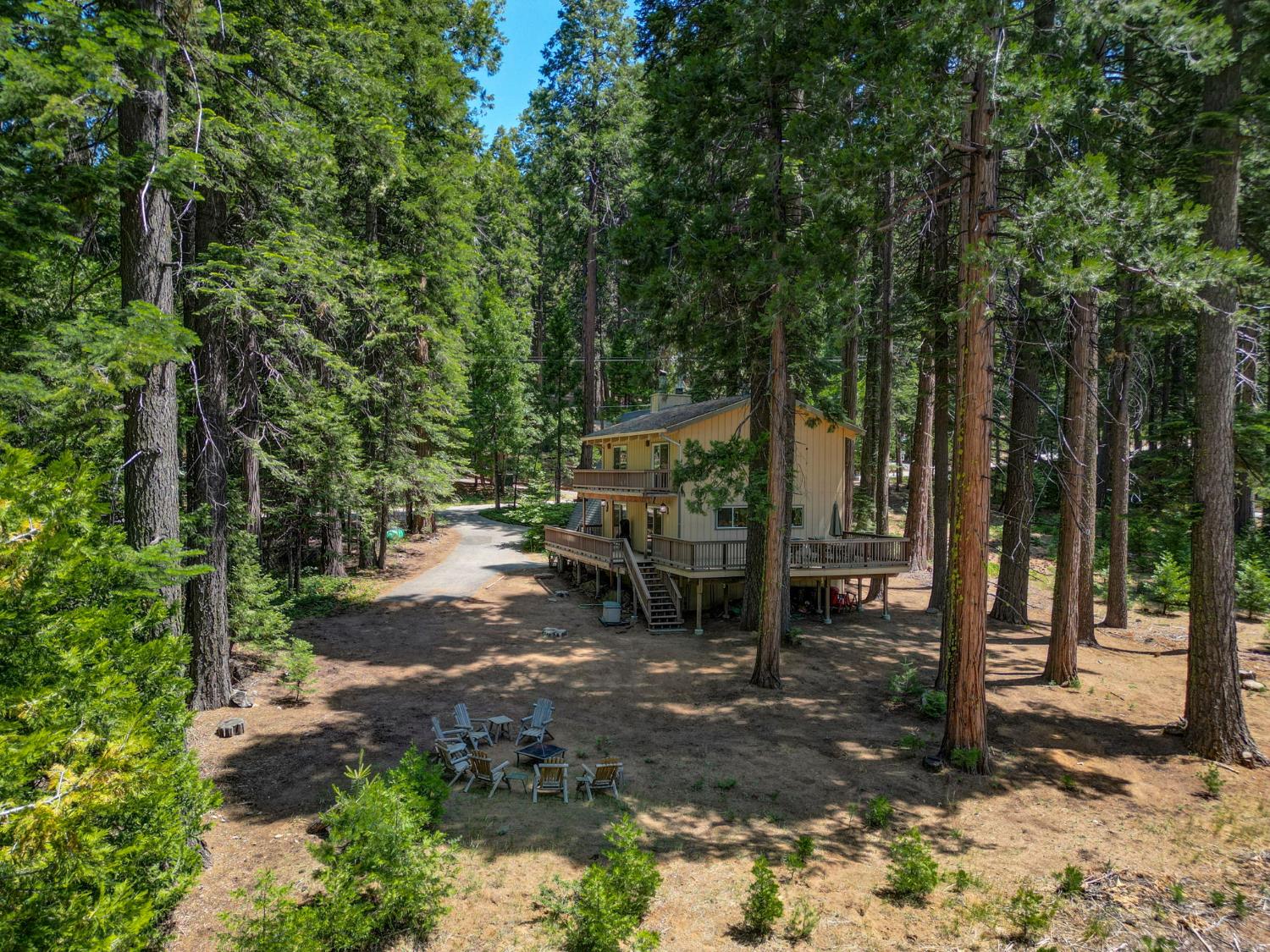 2225 Yana Lane