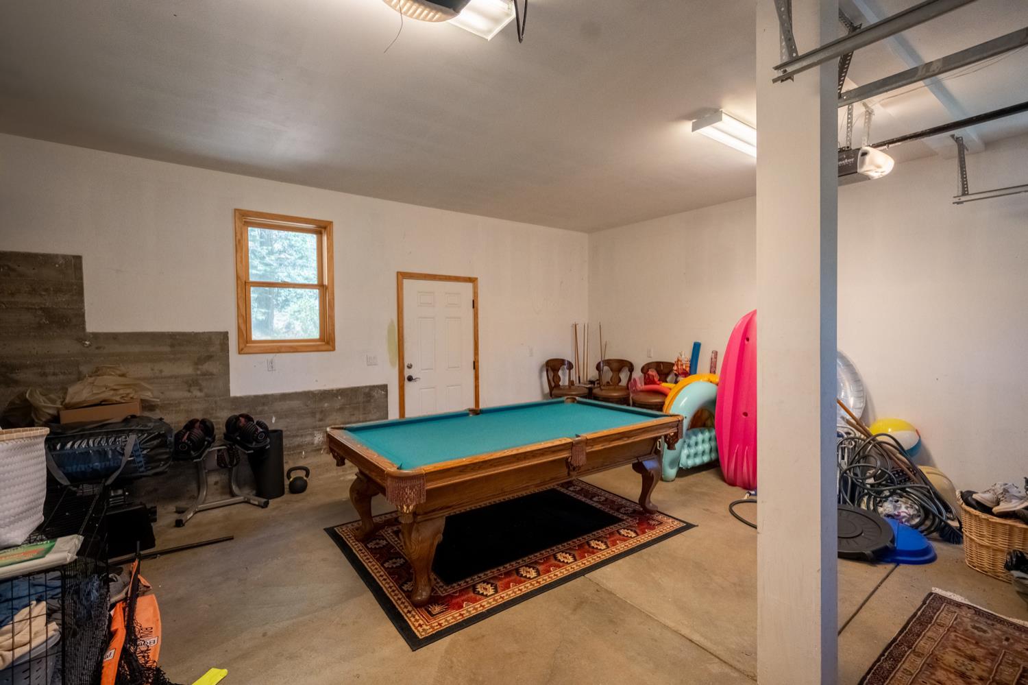 1685 Tamarack Dr