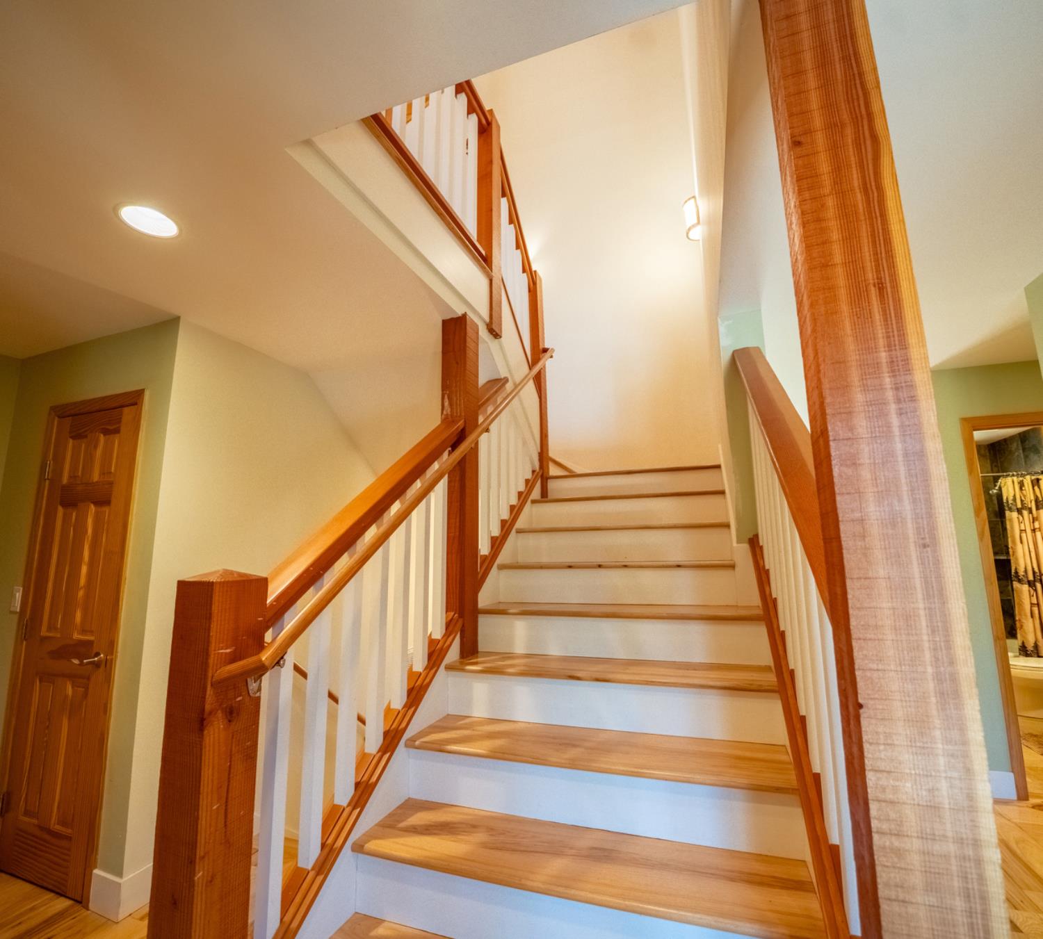 1685 Tamarack Dr