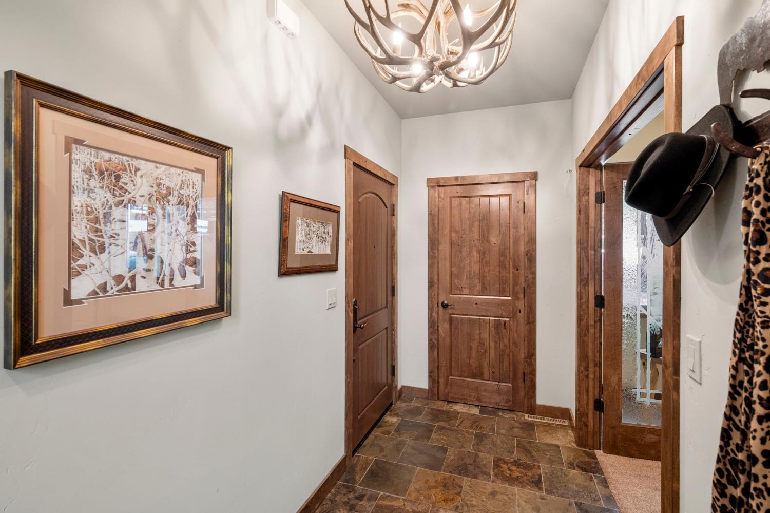 2904 Ute Place