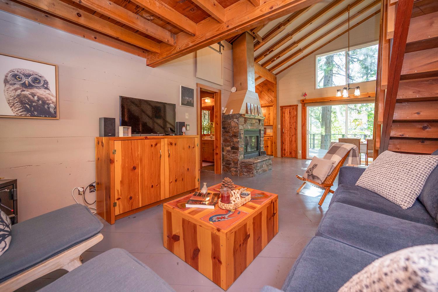 2428 Meadow Drive
