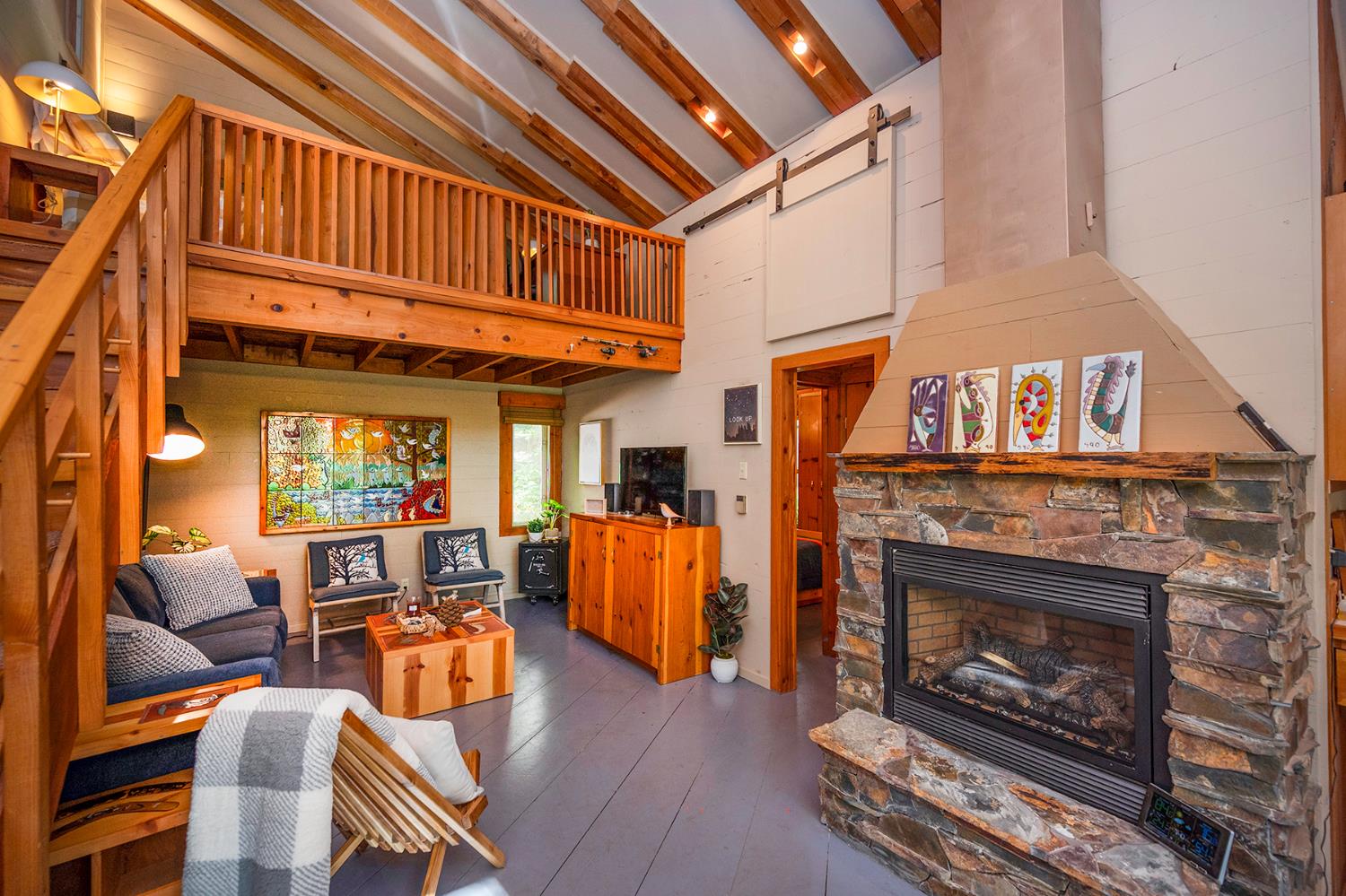 2428 Meadow Drive