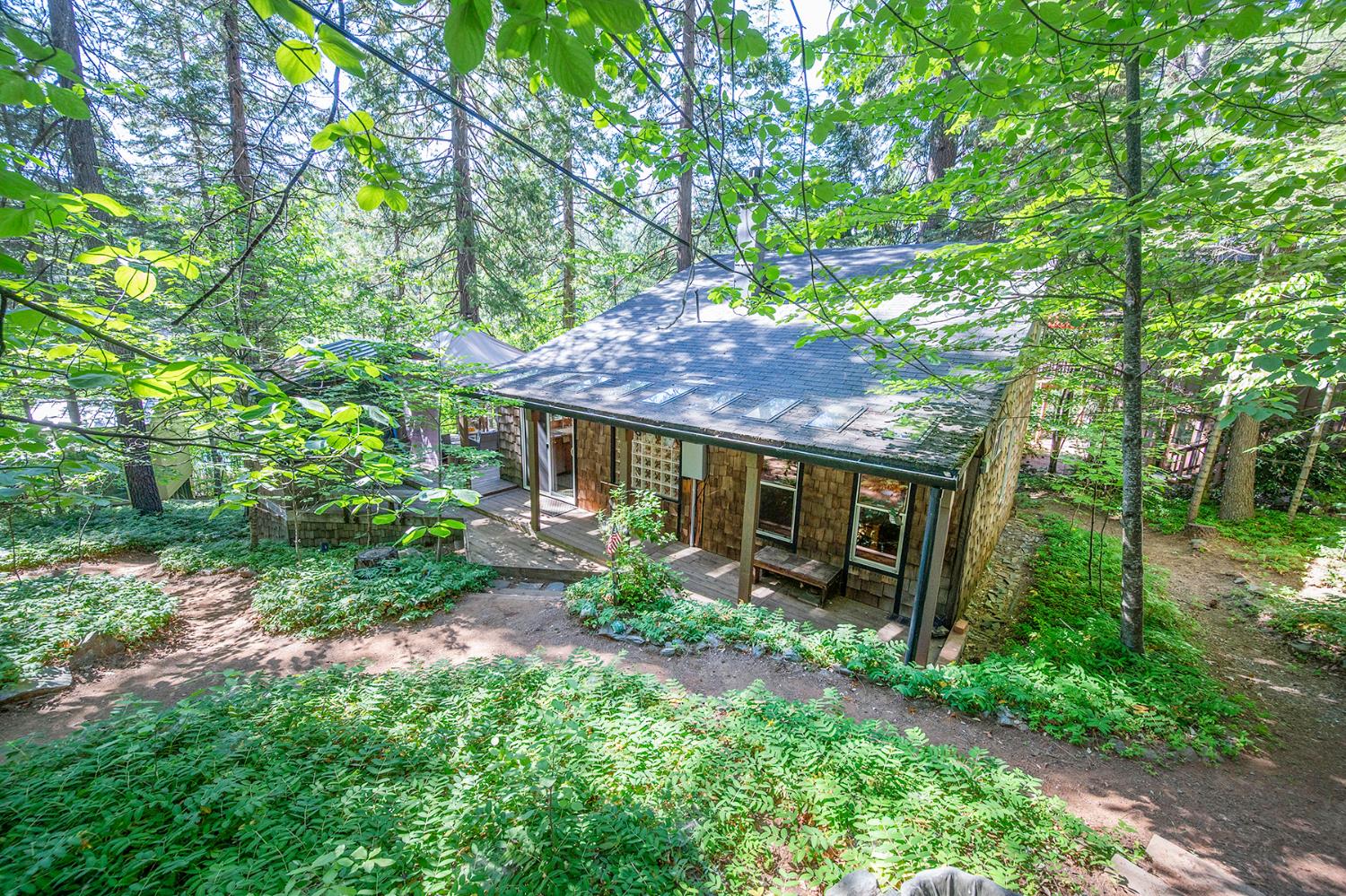 2428 Meadow Drive