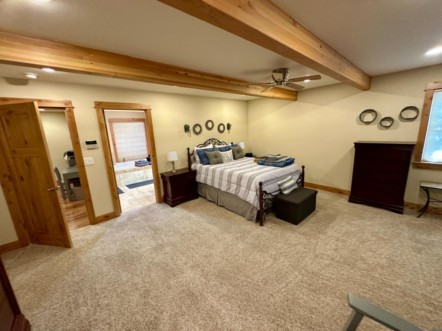 1428 Meadow Drive