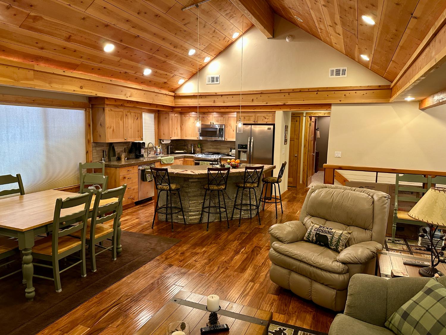 1428 Meadow Drive