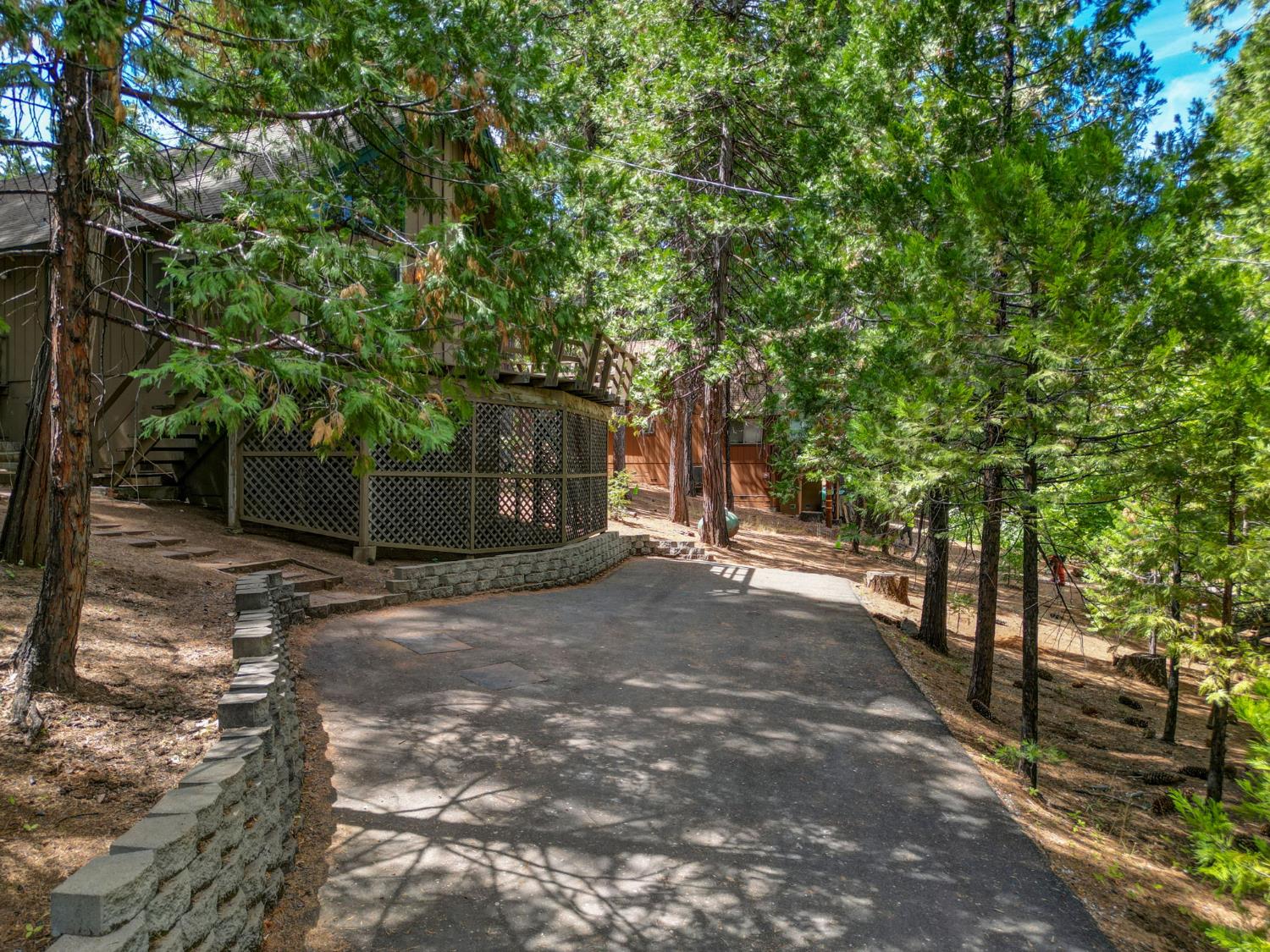 1402 San Ramon Drive