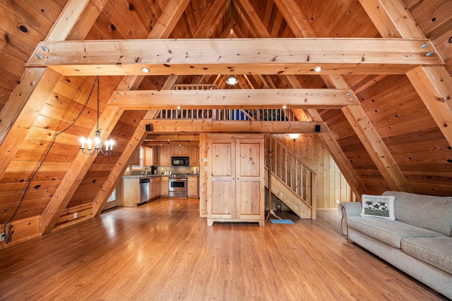 1002 Yuroc Drive