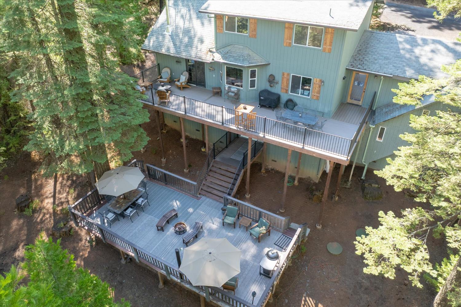 1865 Evergreen Lane