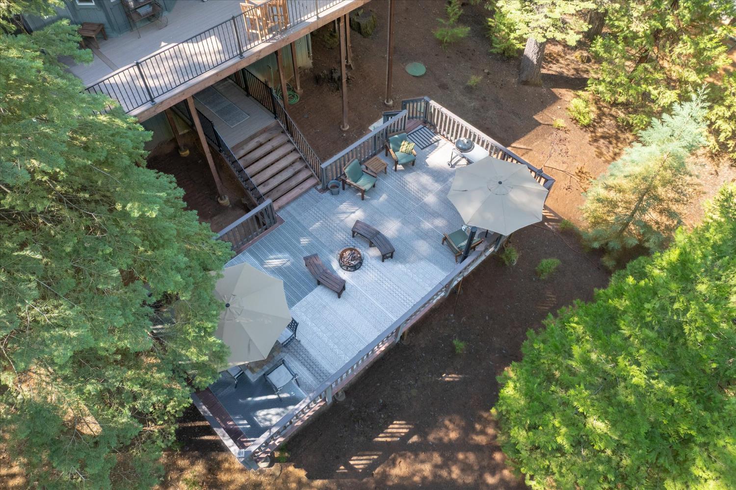 1865 Evergreen Lane