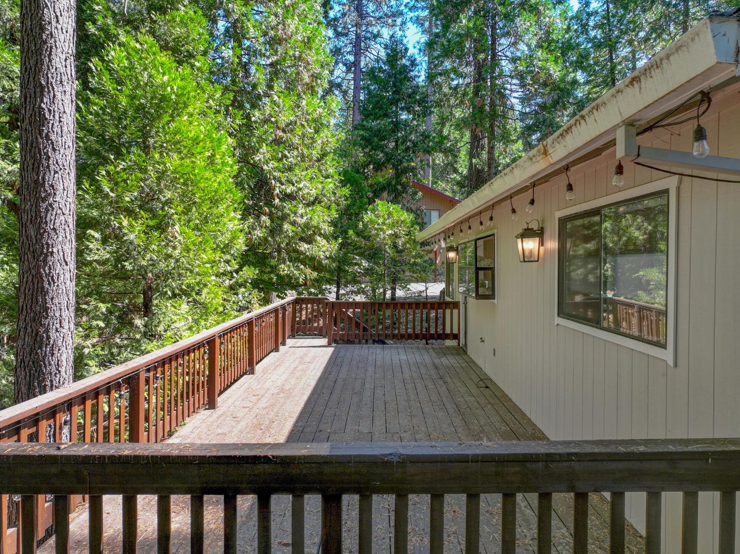 2105 Castlewood Lane