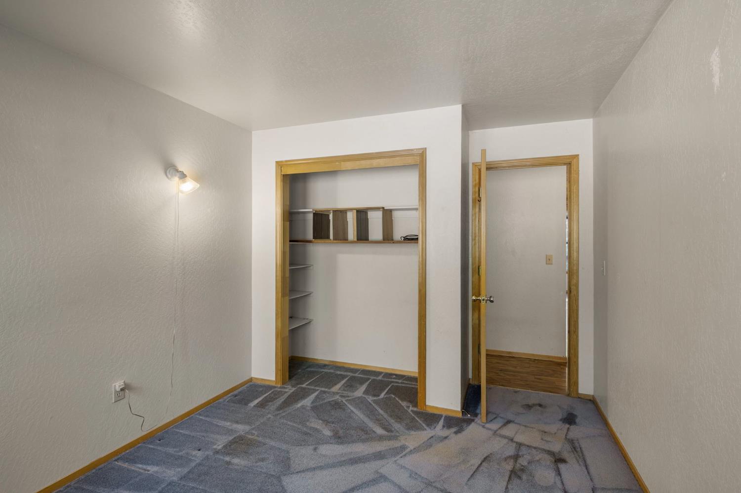 2423 Grenoble Court