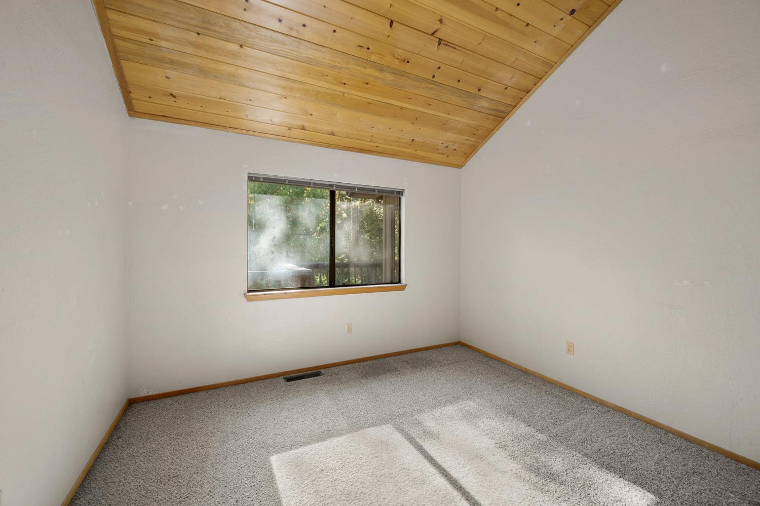 2423 Grenoble Court