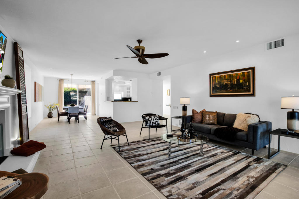 1480 Hillview