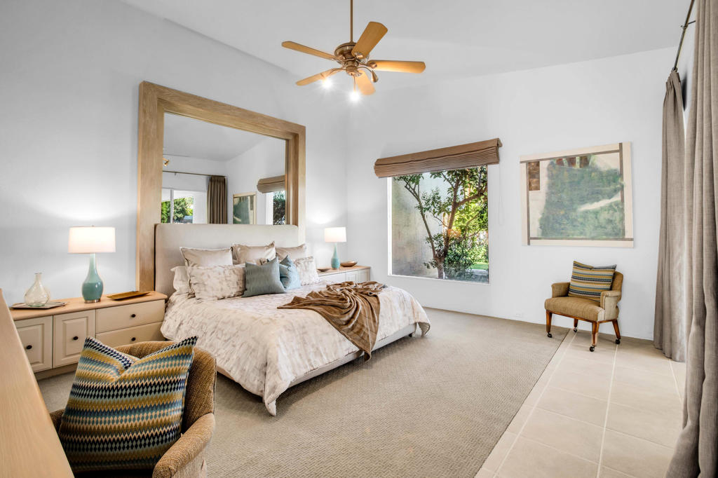 1480 Hillview