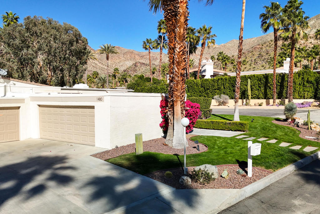1480 Hillview