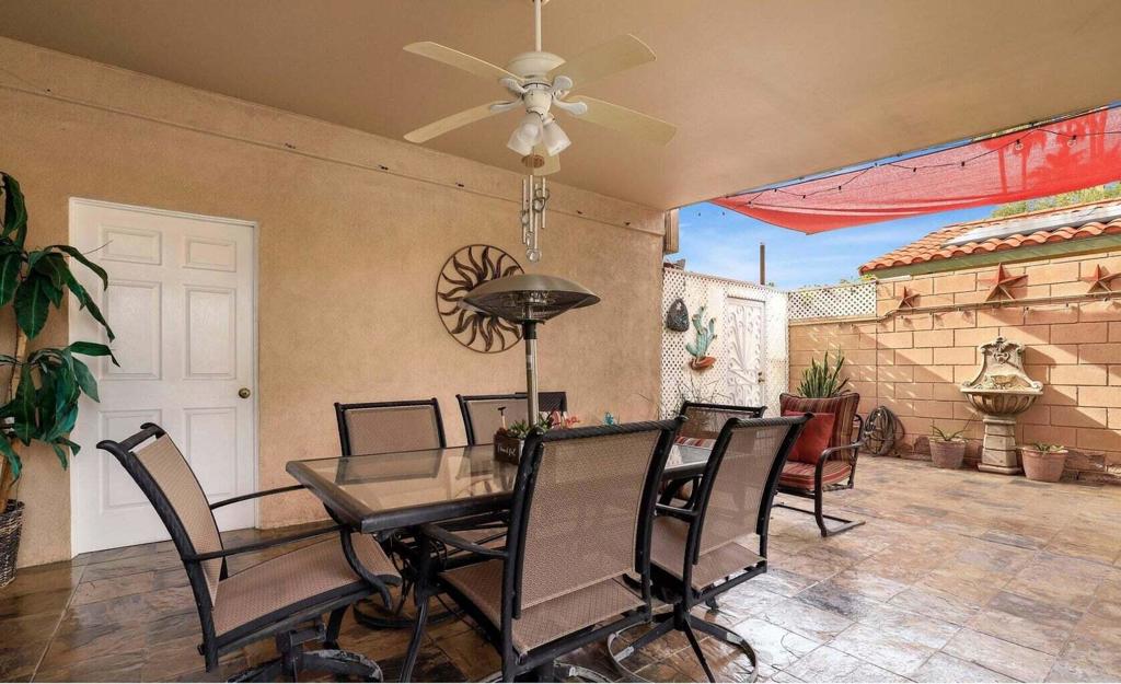 910 N Buttonwillow Circle