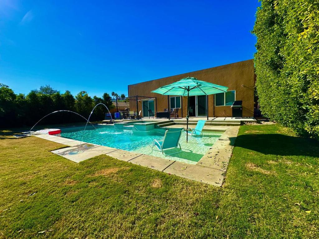 33950 Pueblo Trail