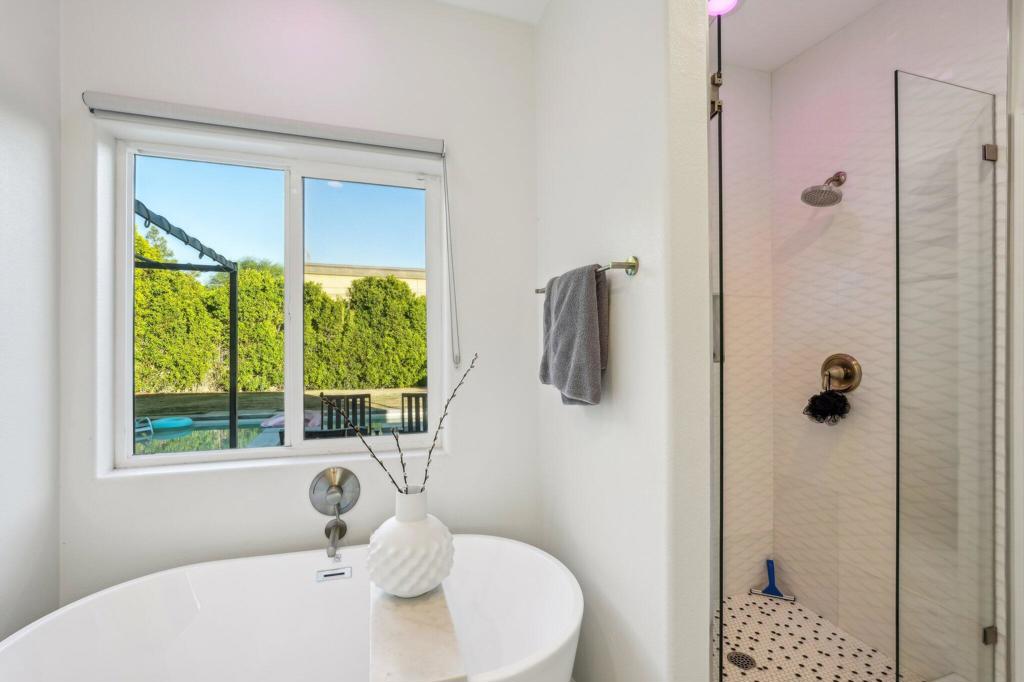 33950 Pueblo Trail