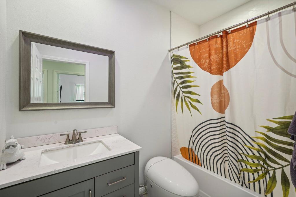 33950 Pueblo Trail