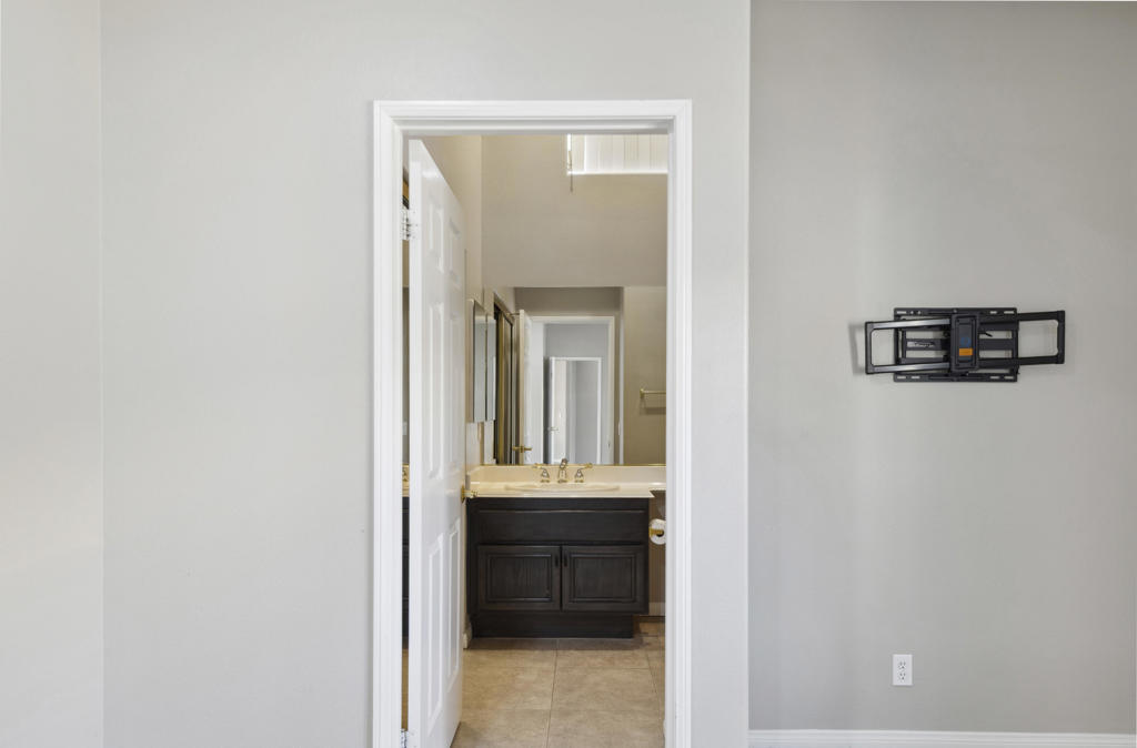 45554 Shaugnessy Drive