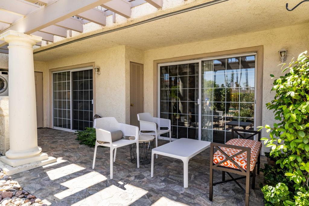 500 S Farrell Drive L71