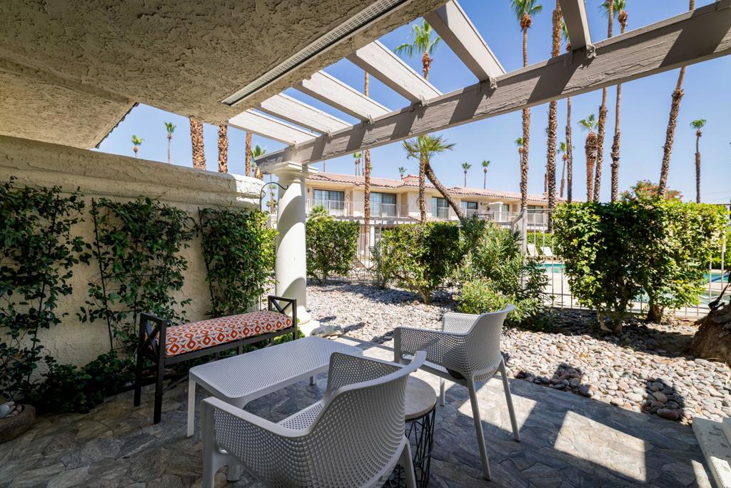 500 S Farrell Drive L71