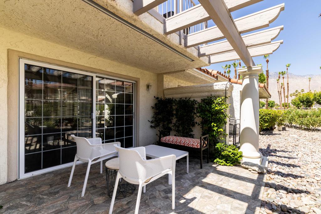 500 S Farrell Drive L71
