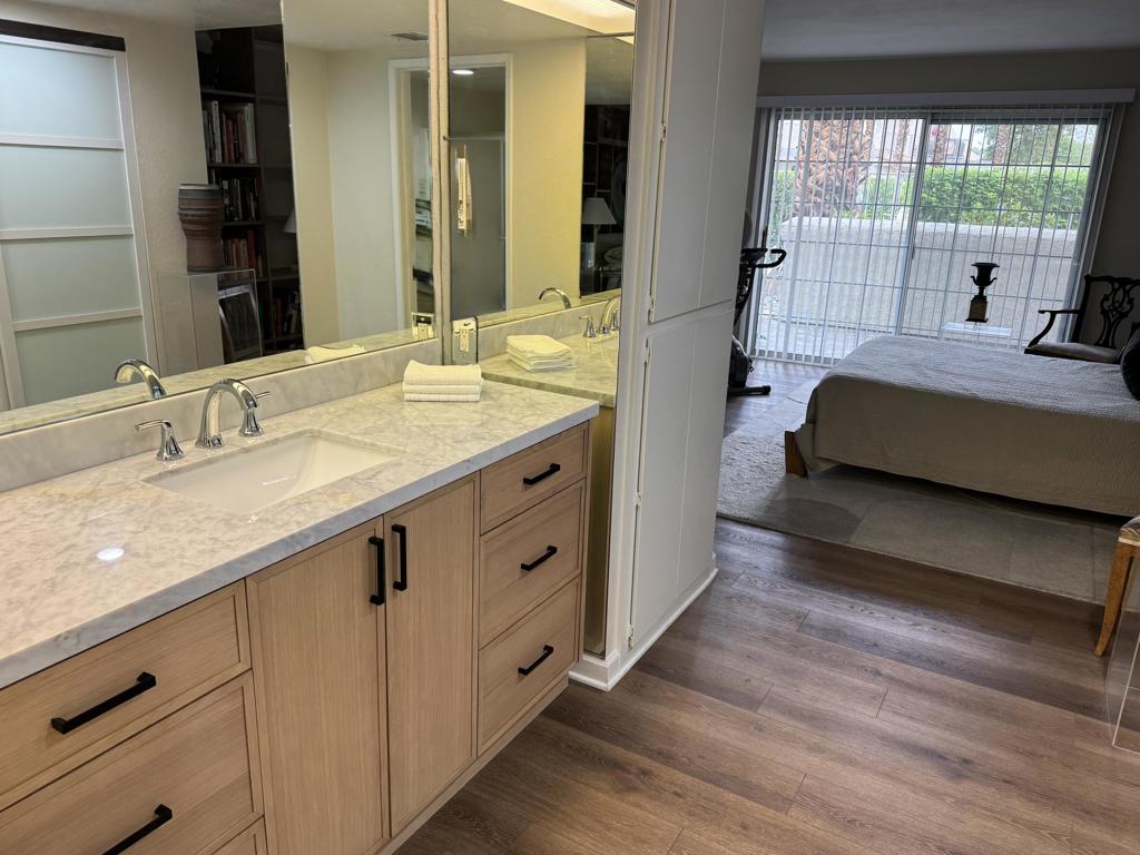 500 S Farrell Drive L71
