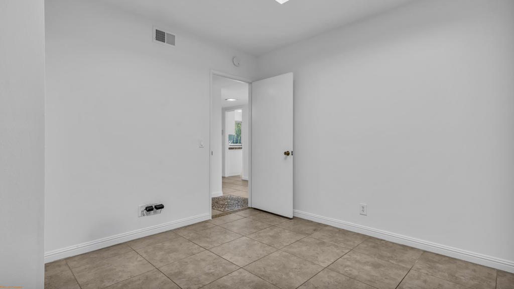 1000 Saint Thomas Circle