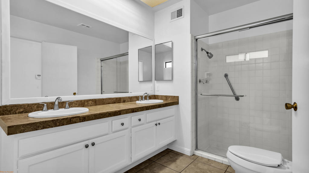 1000 Saint Thomas Circle