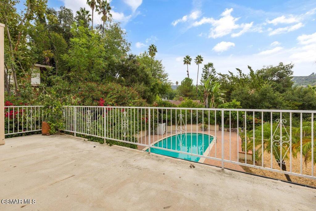 4401 Pampas Road