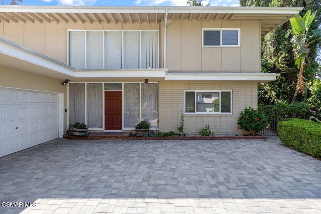 4401 Pampas Road