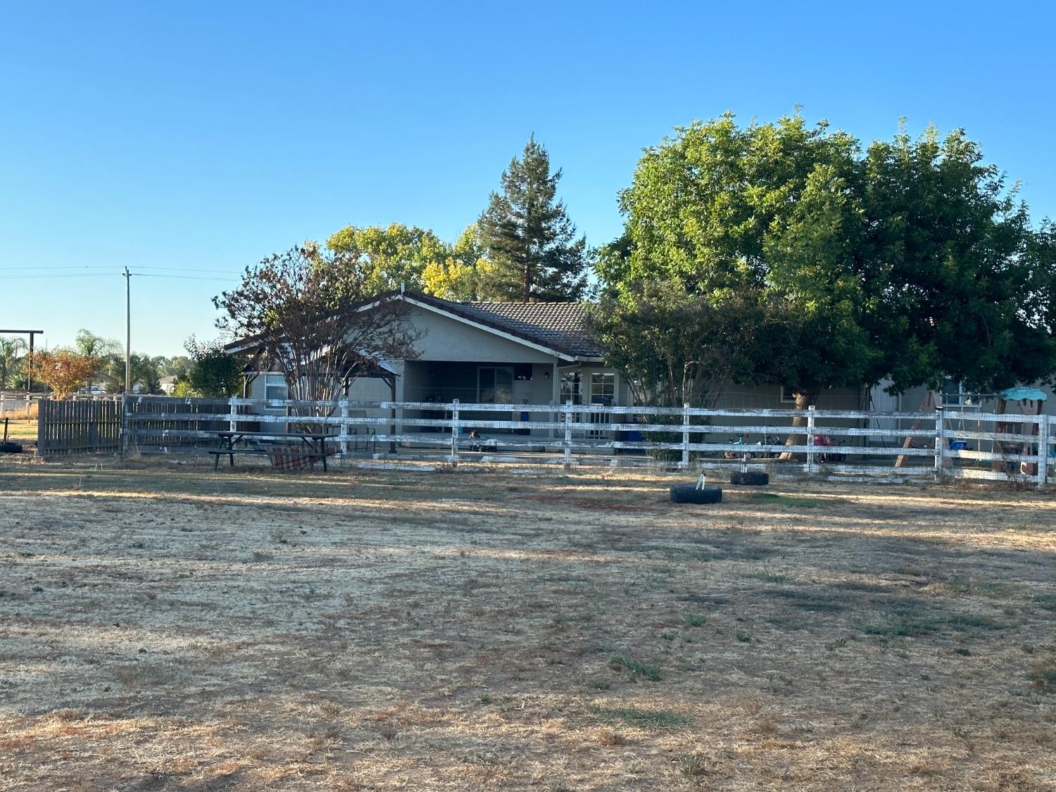 10172 E Underwood Road