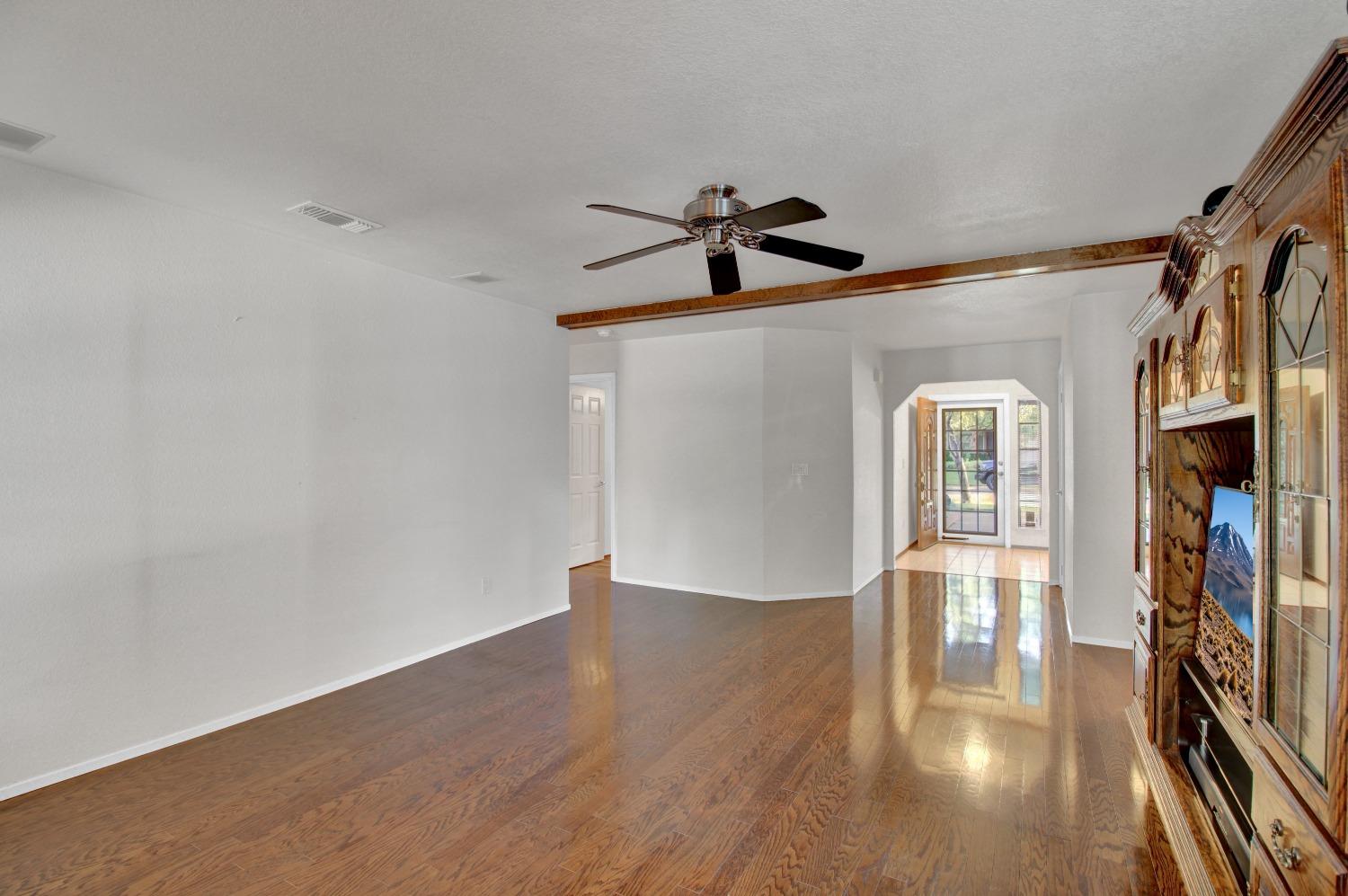 8642 Briarbrook Circle