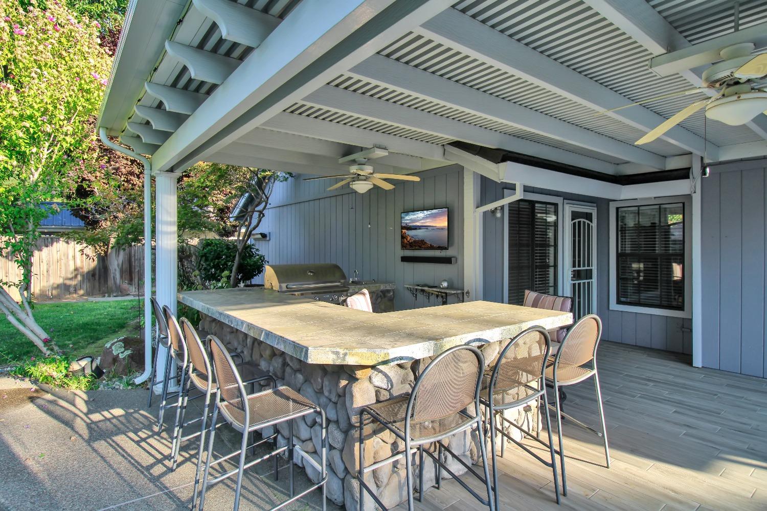 8642 Briarbrook Circle