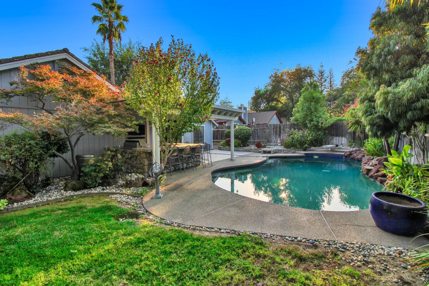 8642 Briarbrook Circle
