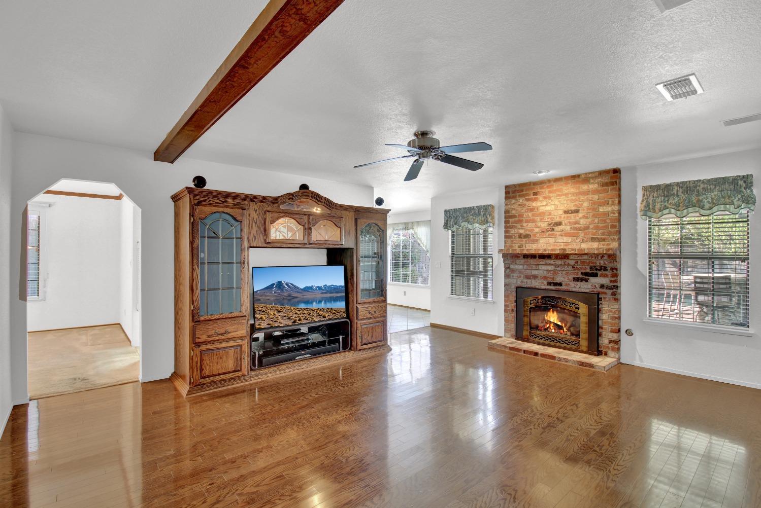 8642 Briarbrook Circle