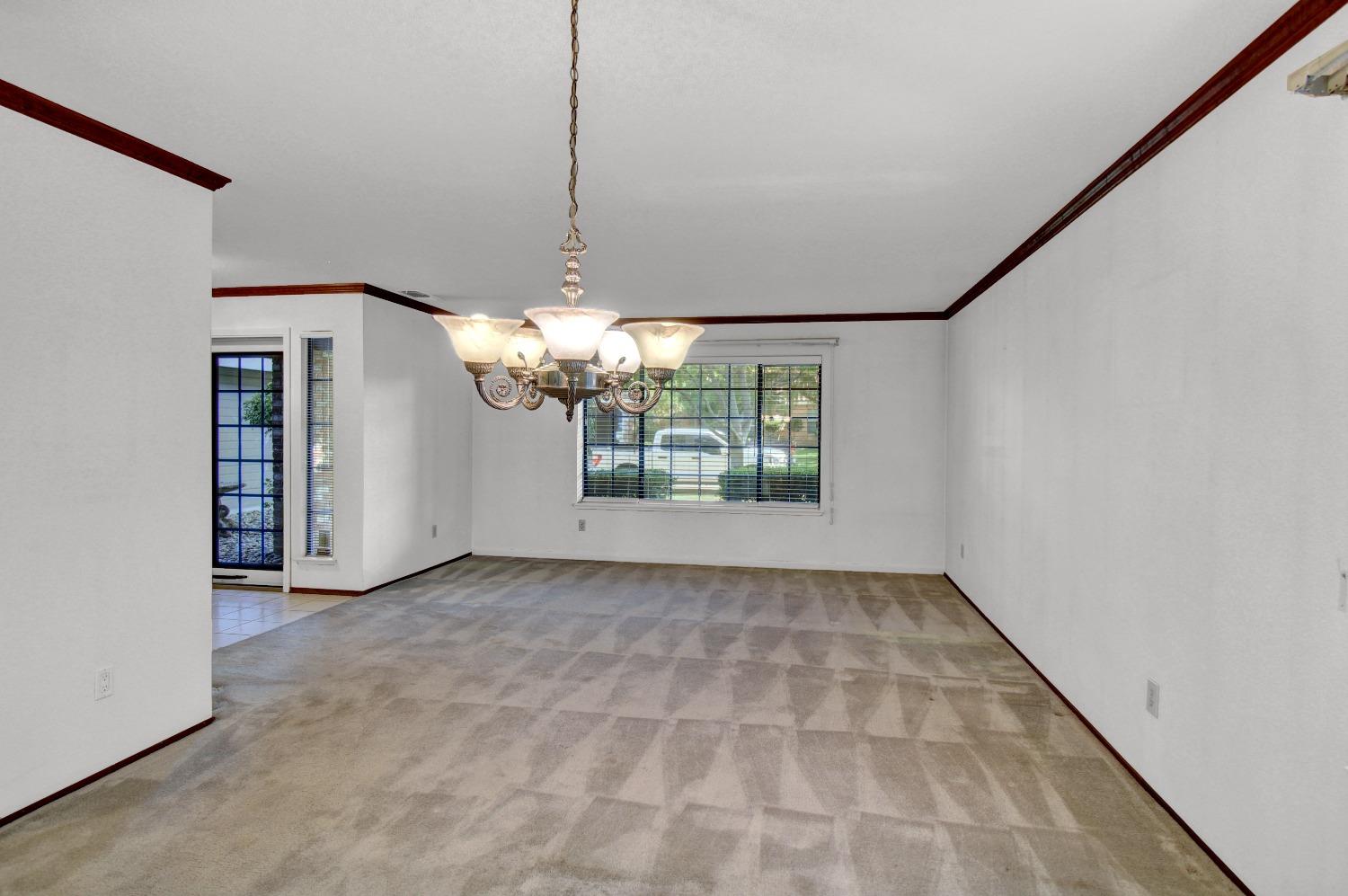 8642 Briarbrook Circle