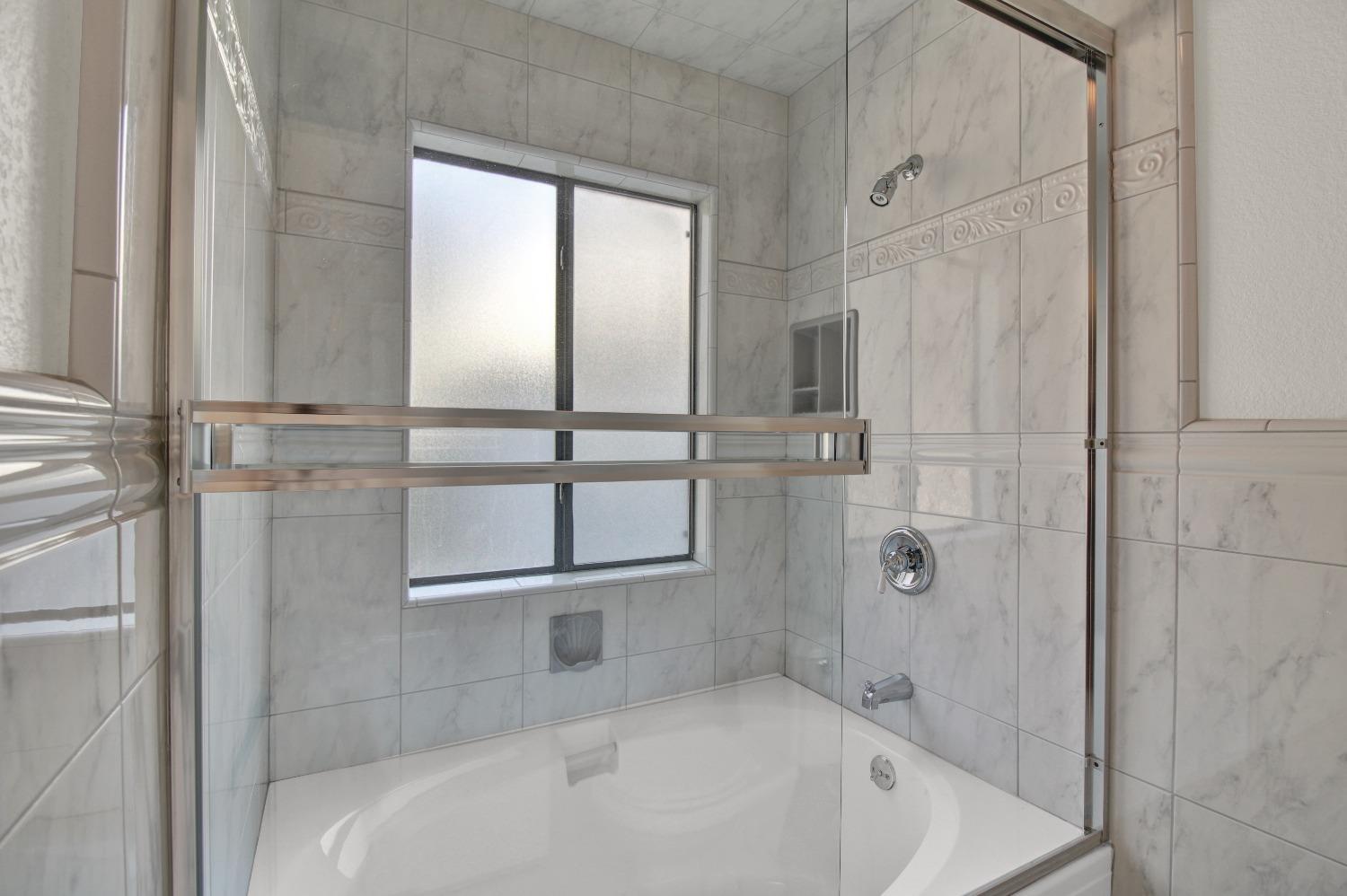 8642 Briarbrook Circle