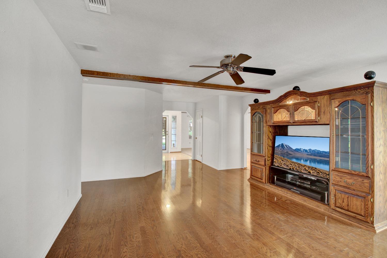 8642 Briarbrook Circle